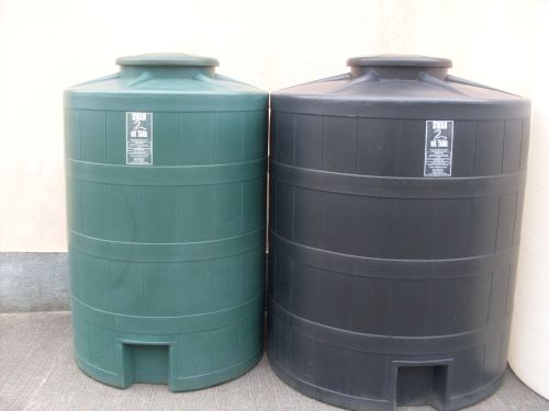 V200 rotationally moulded round tank