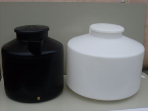 V140 rotationally moulded round tank